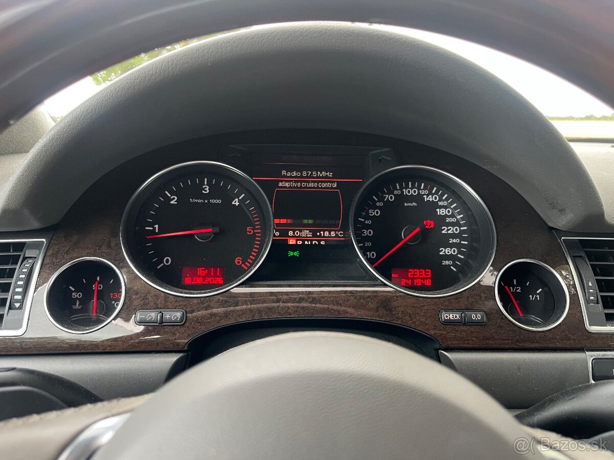Audi A8 D3 - 2