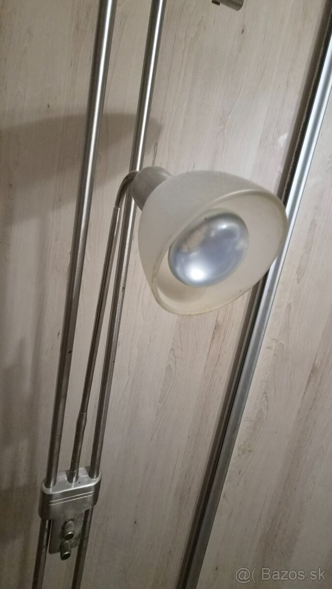 Lampa tyčová plne funkčná - 2