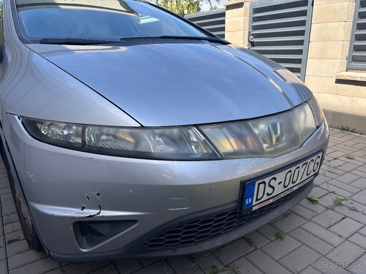 Honda civic 1.4 benzin - 2