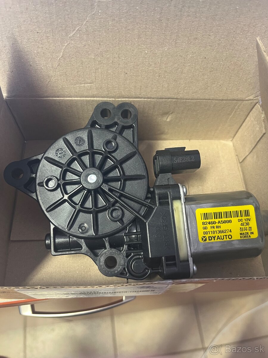 Hyundai, 82460 A5000 - 2
