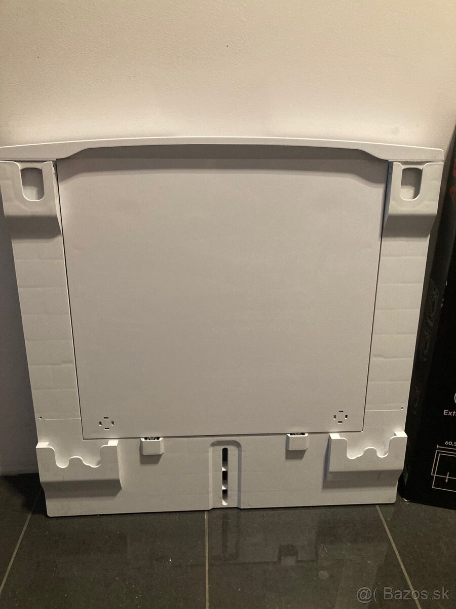 Medzikus práčka/sušička AEG - 2