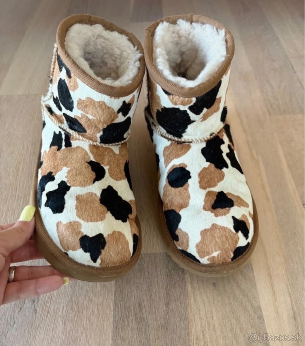 Dámske UGG Classic Cow veľkosť 36 - 2