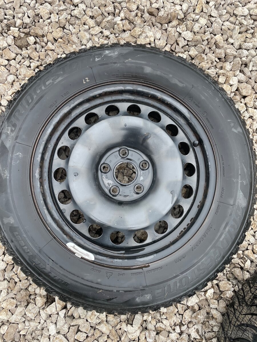 W- Škoda Bridgestone R 17 plechové disky - 2