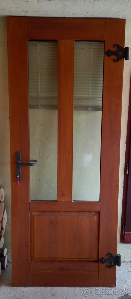 Drevené vráta - 2
