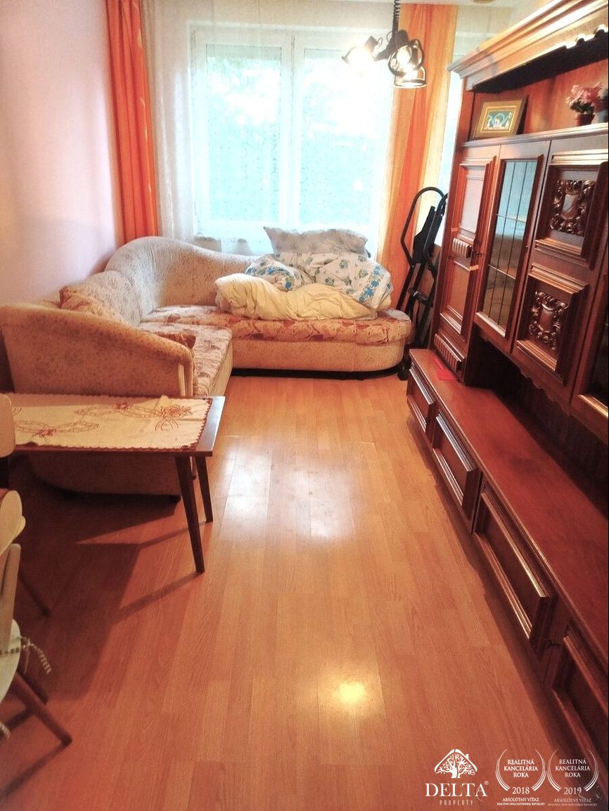 Delta- 2 izb. byt 40m2 zariadený prenájom Banská Bystrica- V - 2