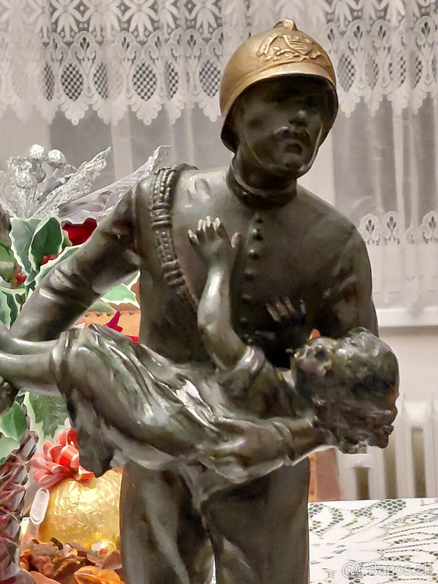 . SOCHA NA MRAMOR. PODSTAVCI - 2