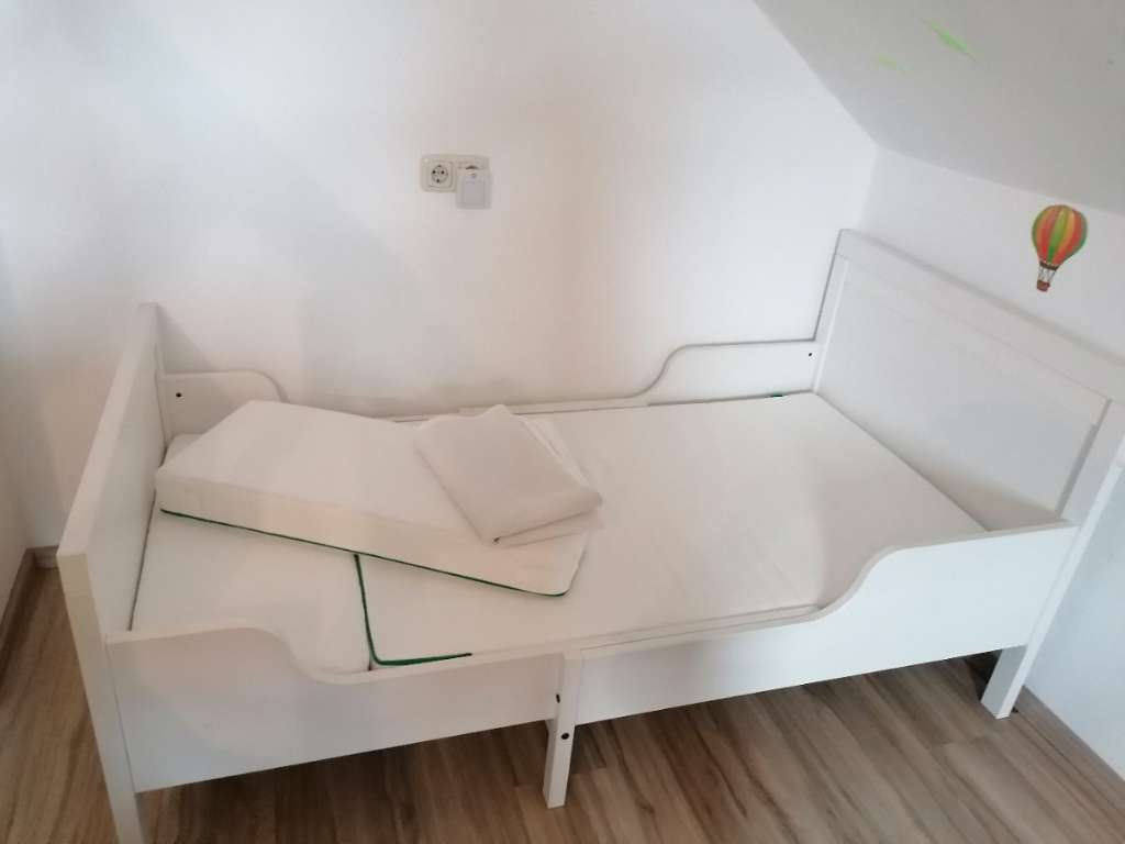 Rastúca detská posteľ Sundvik + matrac Innerling - 2