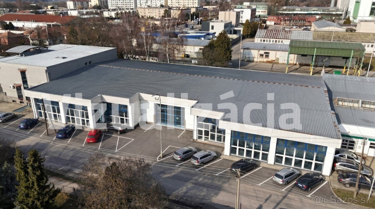 Komerčné prevádzkové priestory 1300 m² v meste Hurbanovo - View 2