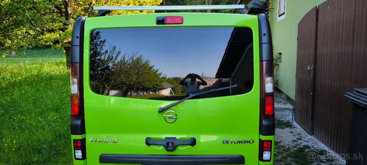 Opel Vivaro - 2