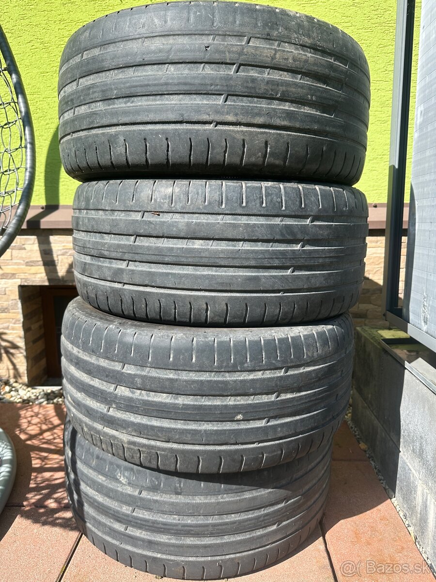 Nokian powerproof 235/45 r17 - 2