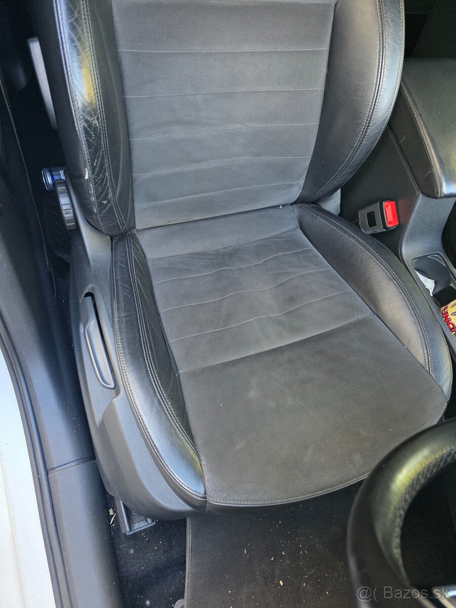 Sedačky octavia 3 alcantara - 2