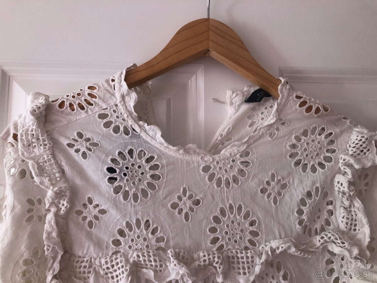 —————-Biela madeirová blúzka Zara, XS/34, 5 E——-— - 2