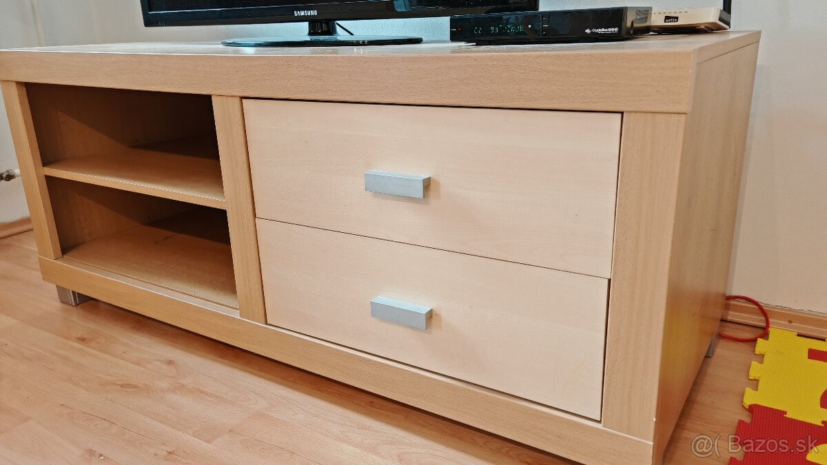 Predám TV stolík - 2