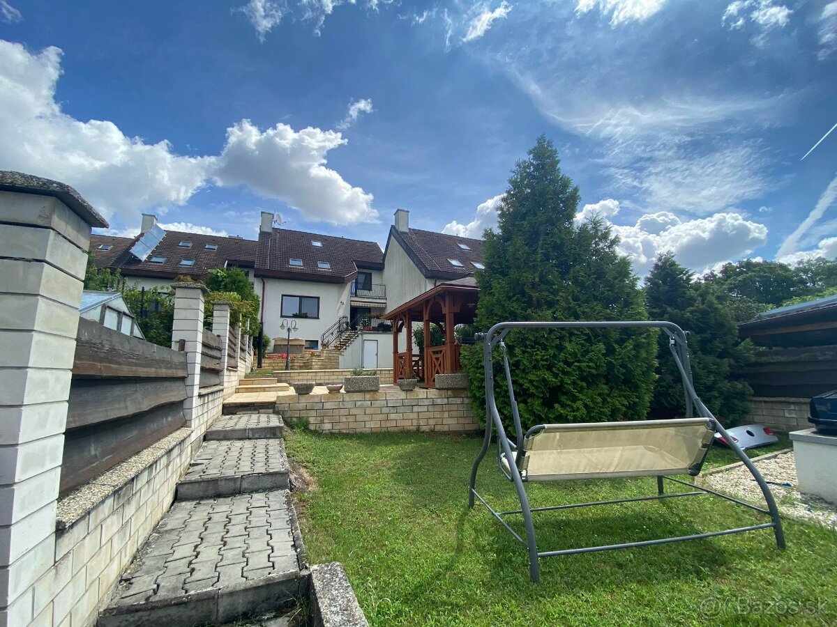 REZERVOVANÉ do 31.12. Príjemný slnečný rodinný dom na Zobore - 2