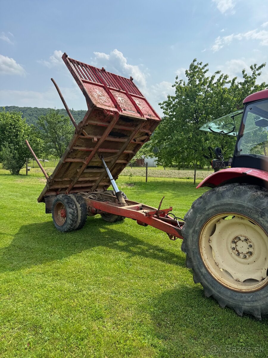 Vlecka s pohonom za traktor - 2