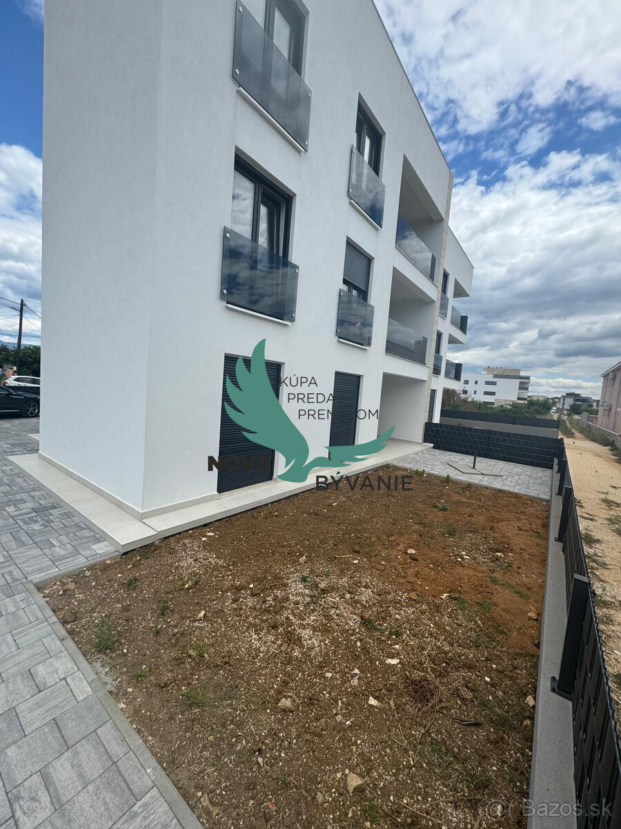 Apartmán so strešnou terasou len 100m od pieskovej pláže - 2
