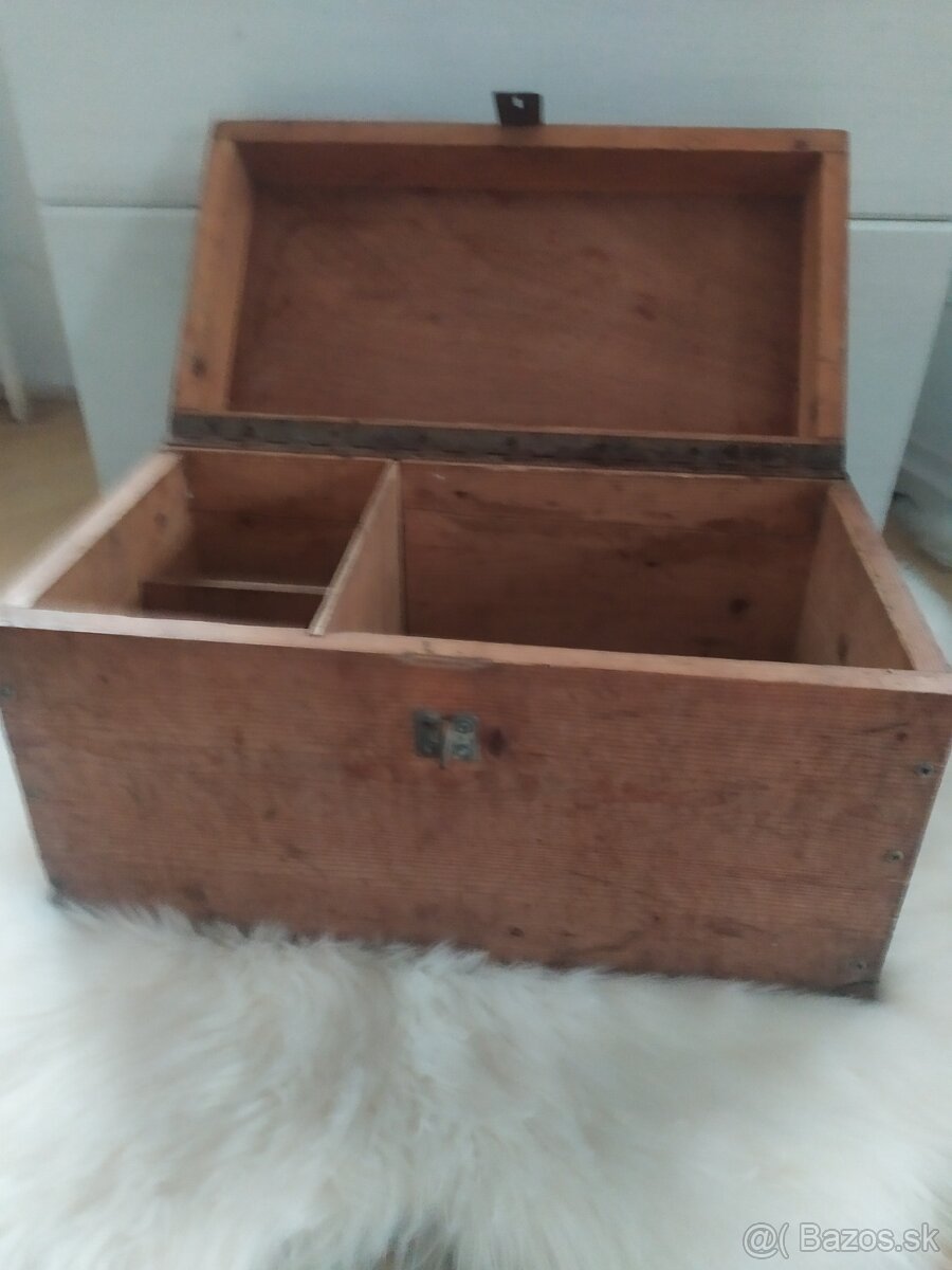 Stará drevená bedňa - 2