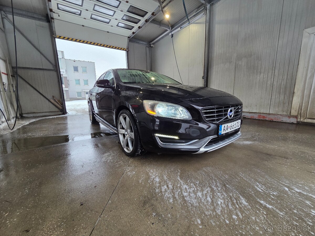 Volvo S60 - 2
