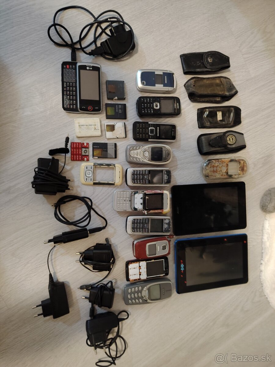 Predám retro telefóny a tablety - 2