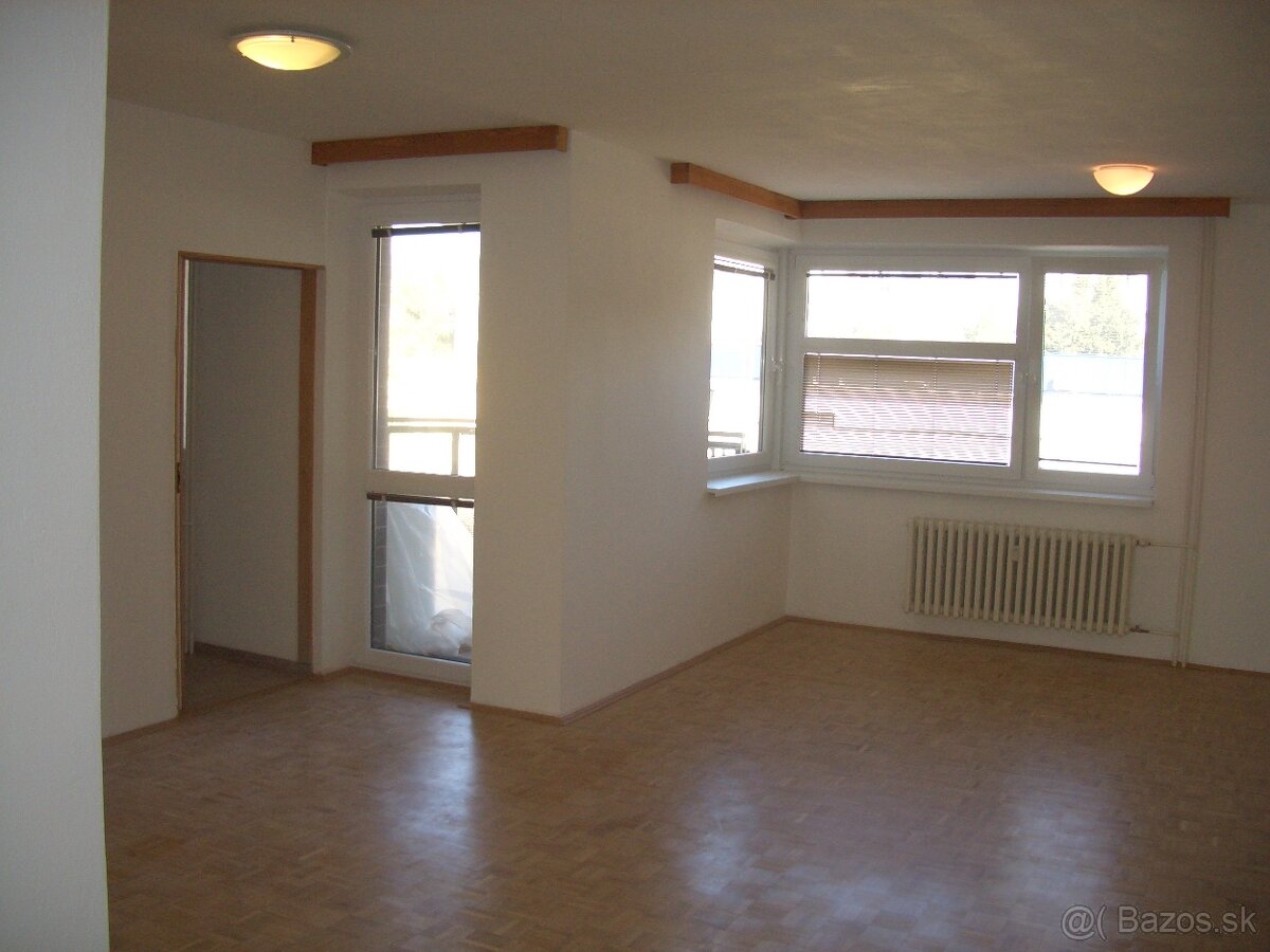 Realitný kancelária REALADR s.r.o. - 2