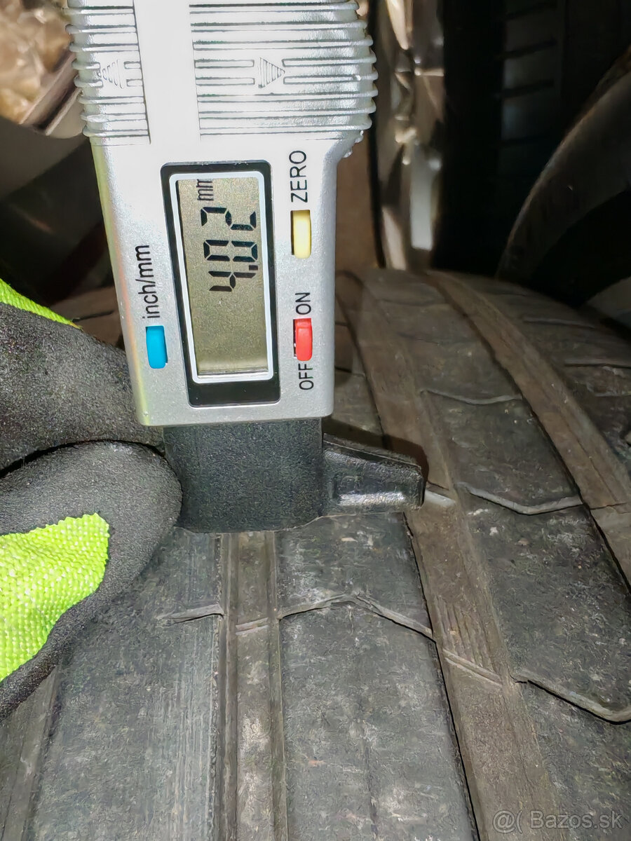 Letné Vredestein 235/55R19 (4kus) - 2