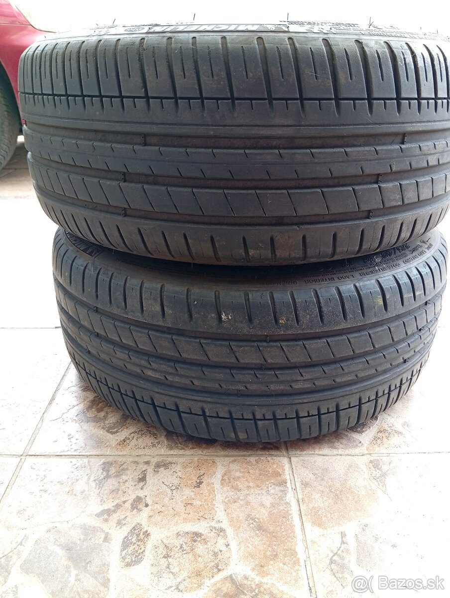 225 40 ZR18 michelin - 2