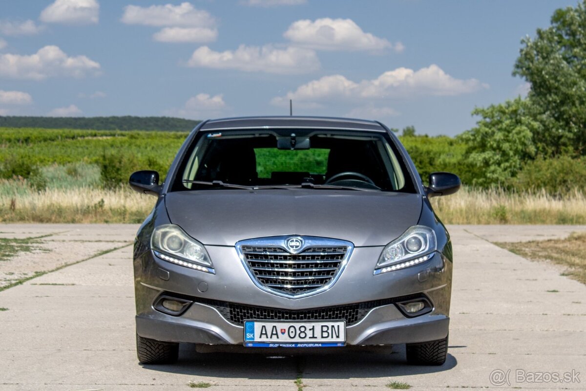 Lancia Delta 1.4T Gold 2011 - 2
