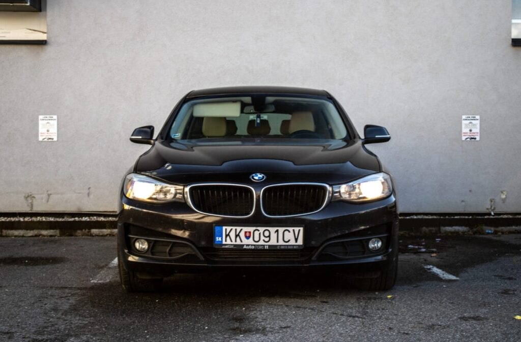 BMW Rad 3 318d xDrive, 100kW, M6 - 2