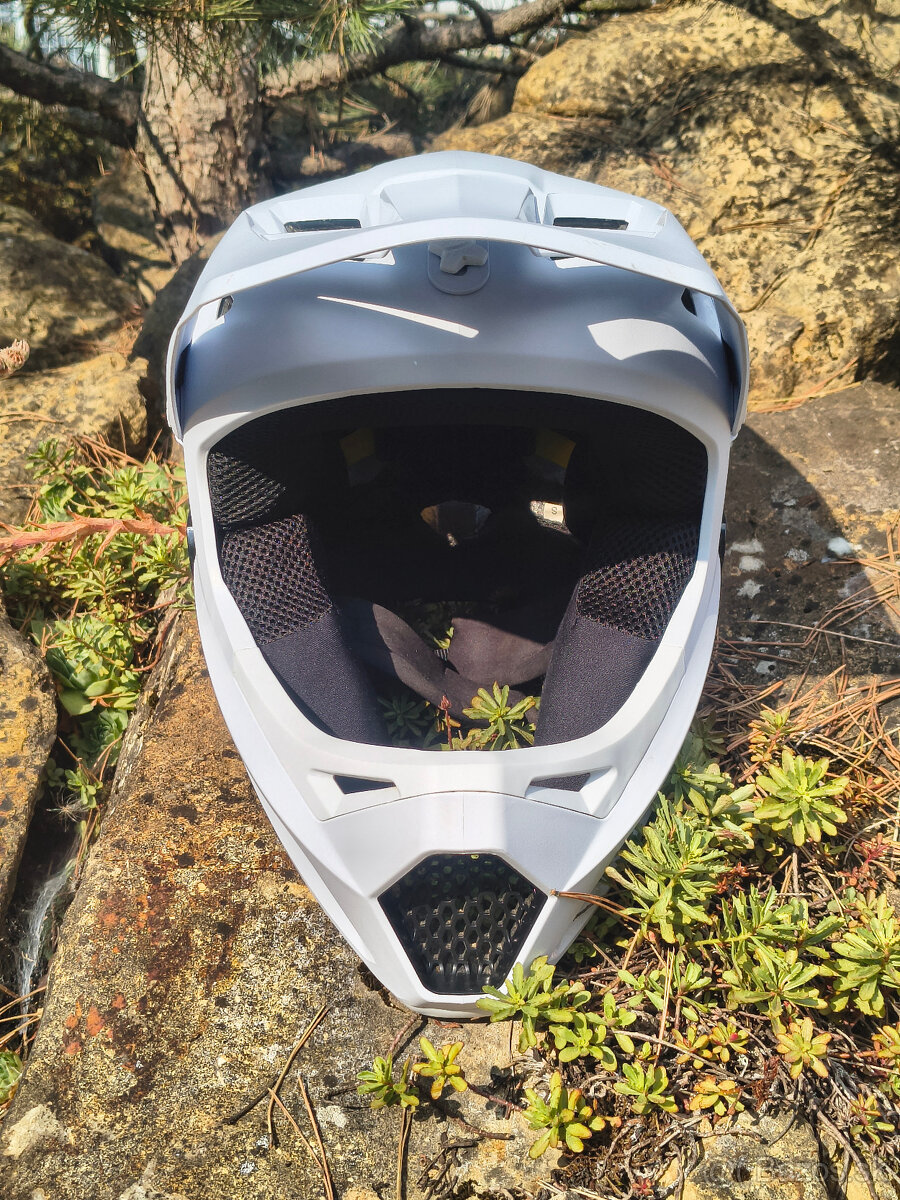 Prilba FOX Rampage MIPS - 2