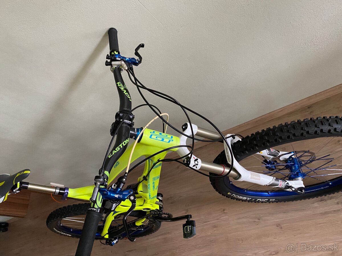 GT Force Pro Carbon 2011 (7000€) - 2