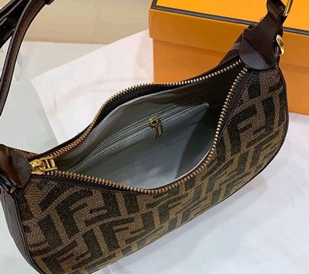 Fendi kabelka - 2
