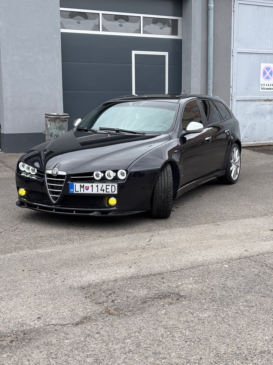 Alfa Romeo 159 Ti - 2