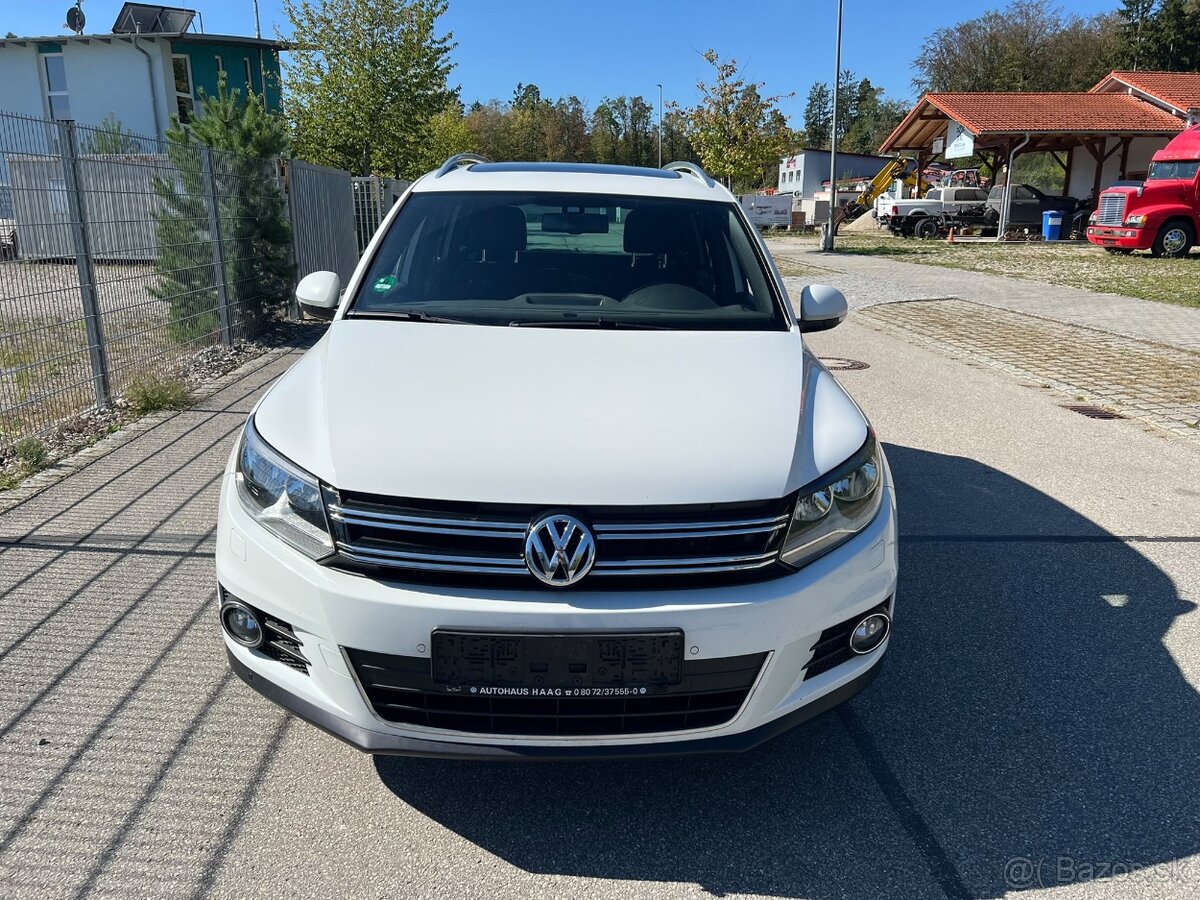 VW Tiguan 2,0 tdi - 2
