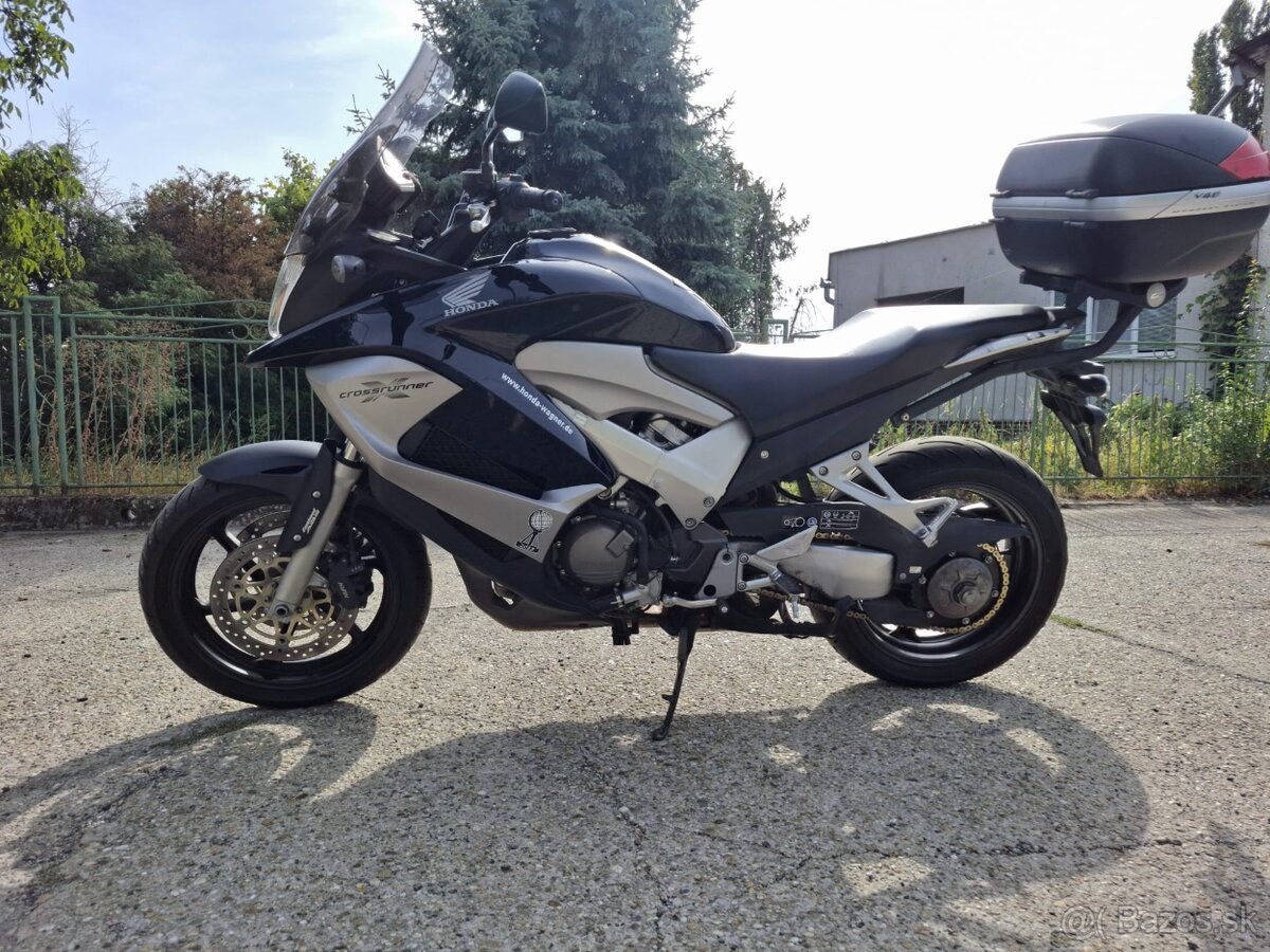 HONDA VFR 800 CROSSRUNNER r.v.2012 - 2