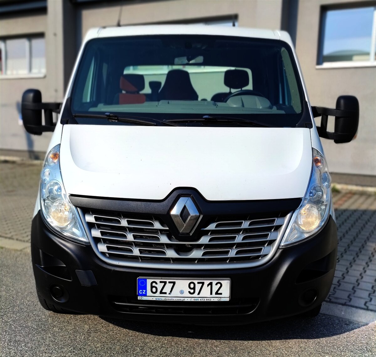 RENAULT MASTER 2.3 92KW, ODTAHOVKA 3.5t - ŘP.SK.B,TAŽNE 2.5t