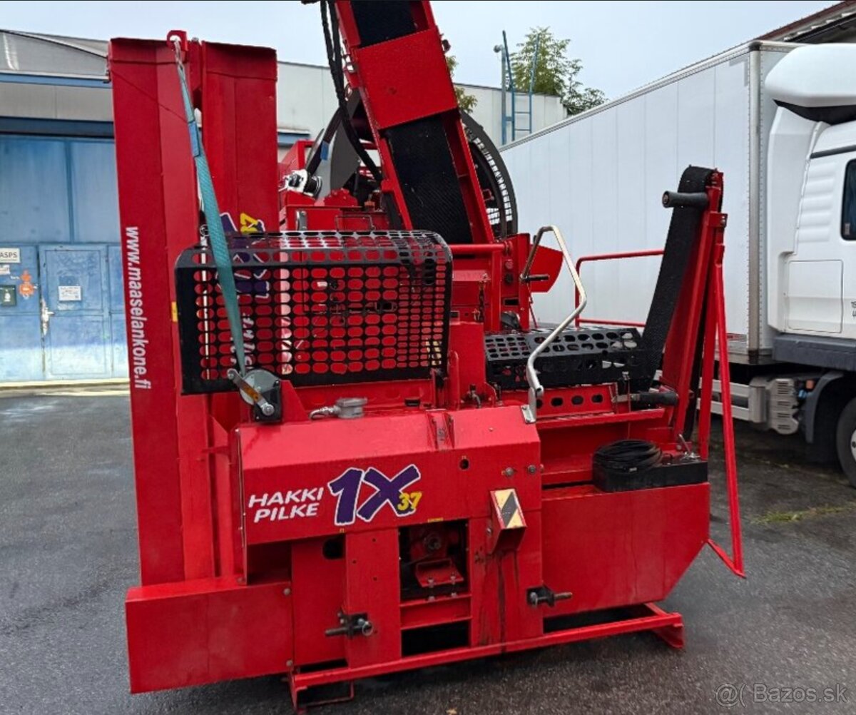 Štípací automat Hakki Pilke 37 EASY - 2