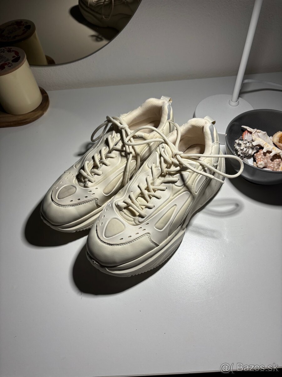 👟 Predám tenisky ZARA – veľkosť 42 - 2