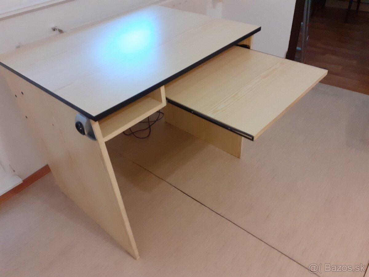 Počítačový stôl - 2