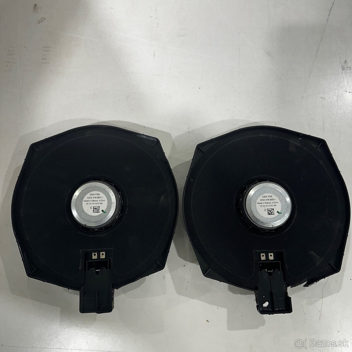 BMW X5 F15 – originálne woofery / podsedadlové OEM - 2