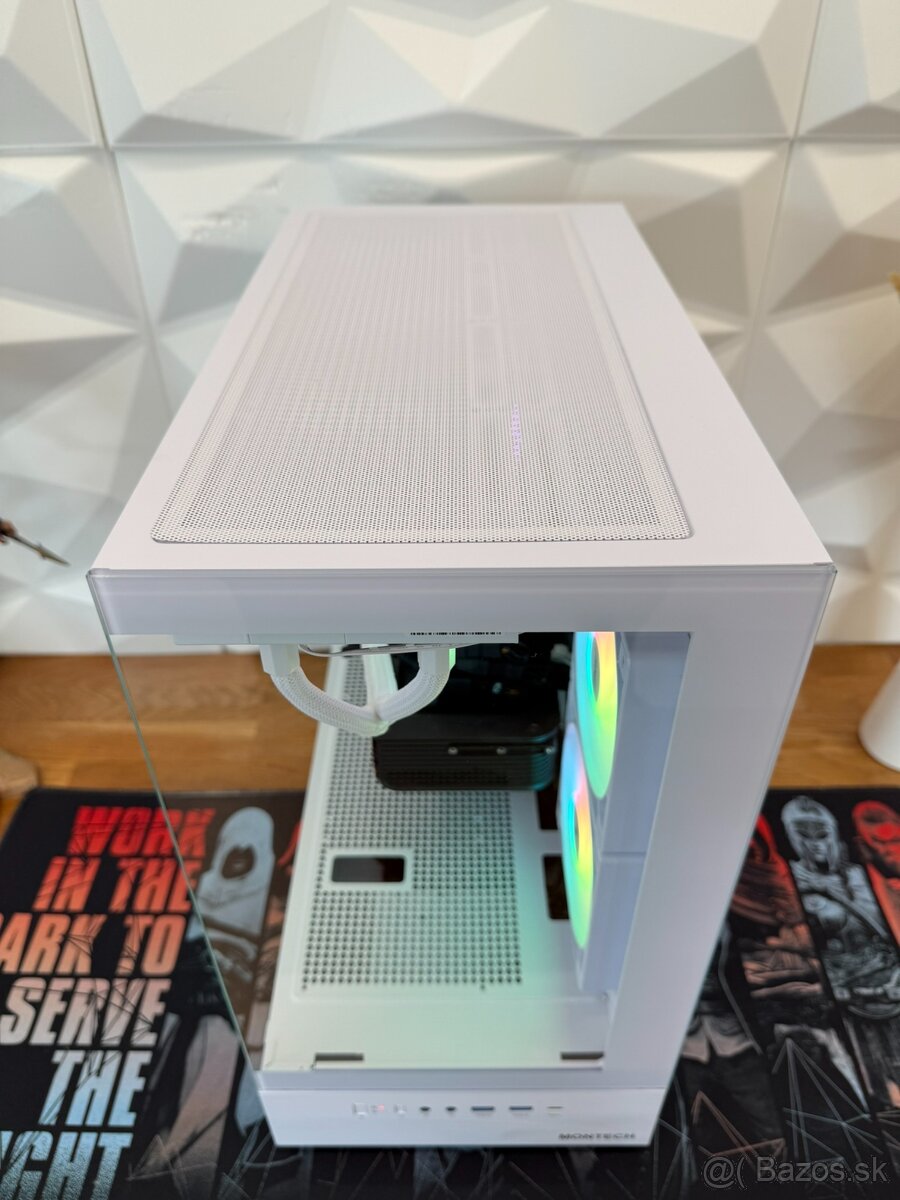 Ryzen 7 9800x3D, RTX 5080 16GB, 32GB RAM DDR5, 2TB M2 SSD - 2