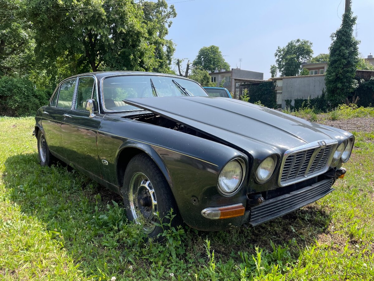 Jaguar XJ - 2
