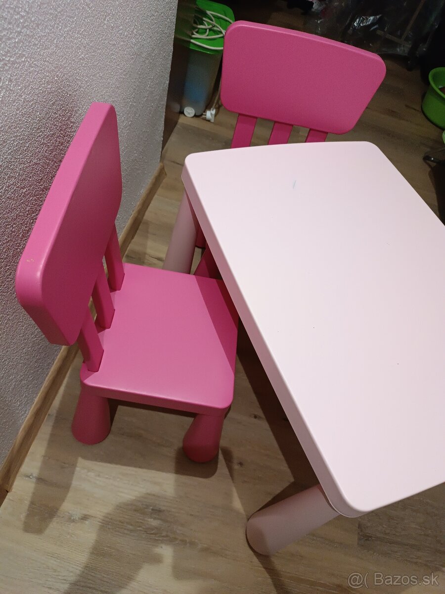 Ikea Mammut stolík +2 stoličky - 2