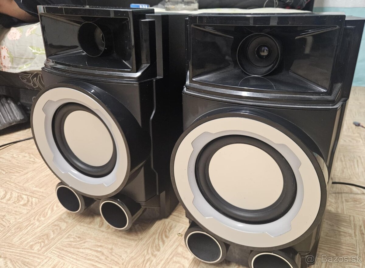 Blaunkpunt reproduktory - 2