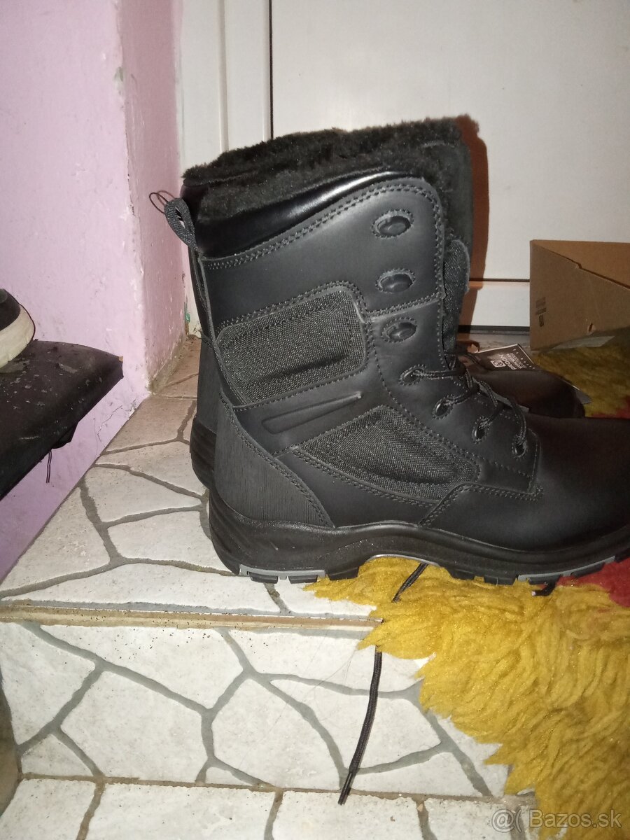Predám pracovnú obuv veľkosť 44 - 2