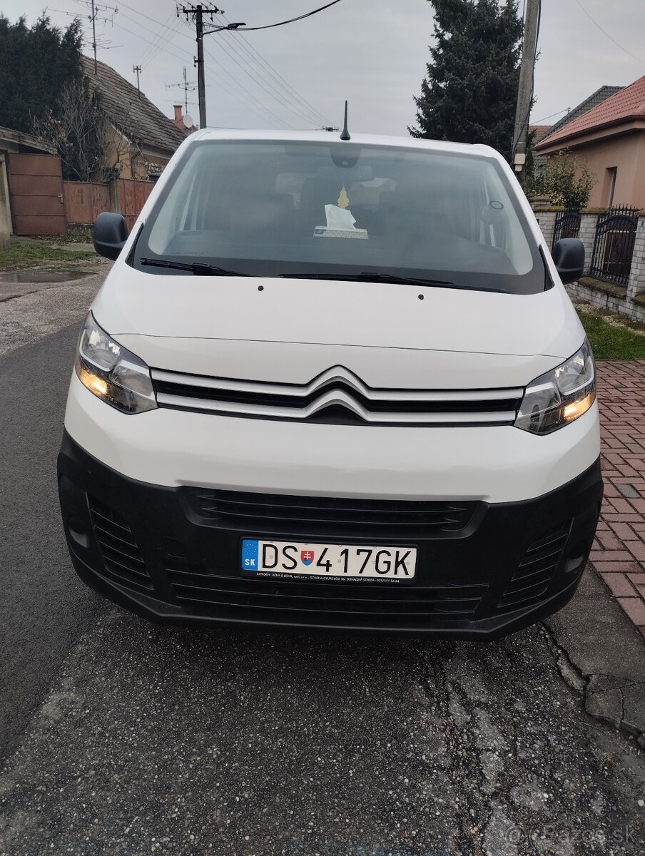 Citroen Jumpy Combi Comfort XL BlueHDi 150, biela - 2
