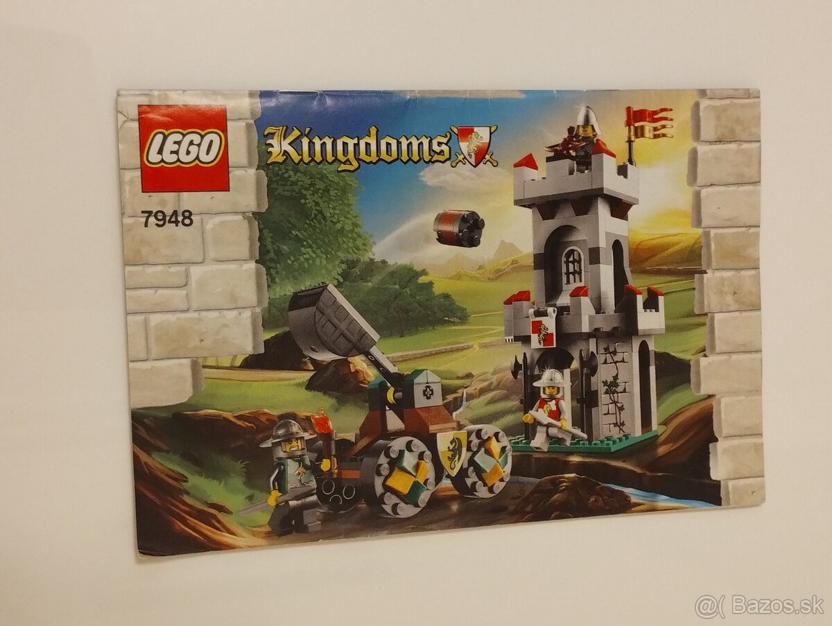 LEGO Castle 7948 Outpost Attack - 2