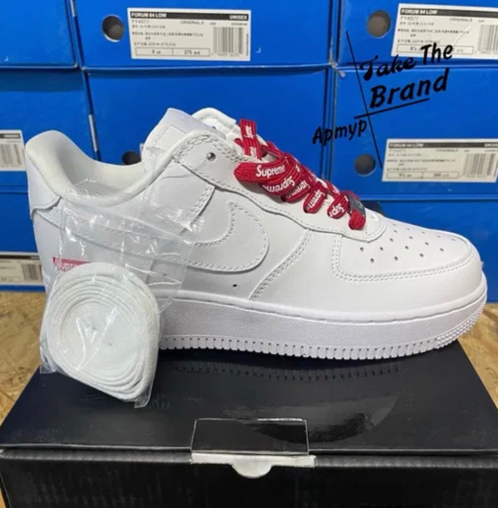 Nike Air Force 1 x Supreme Low White - 2