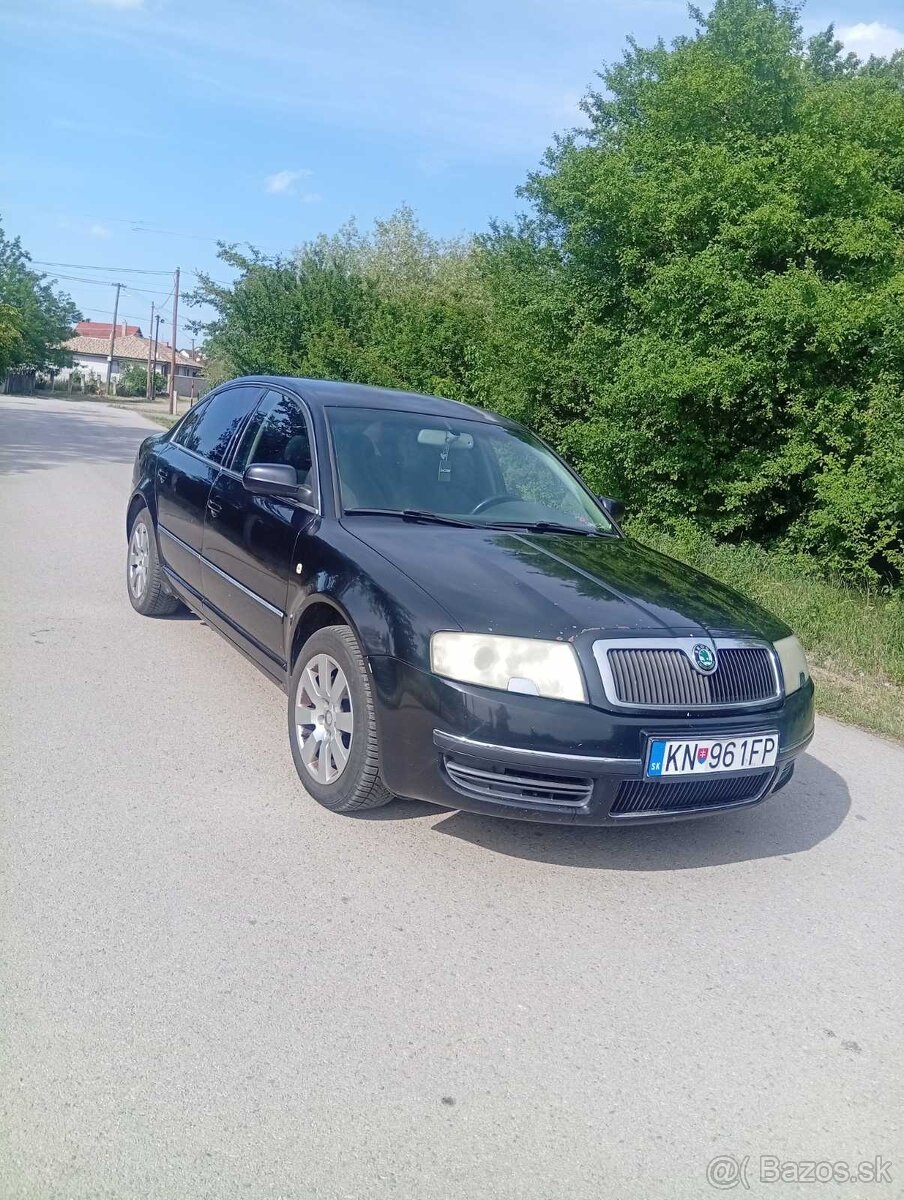 Škoda Superb - 2