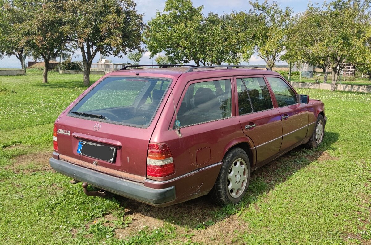 Mercedes Benz W124 kombi - 2