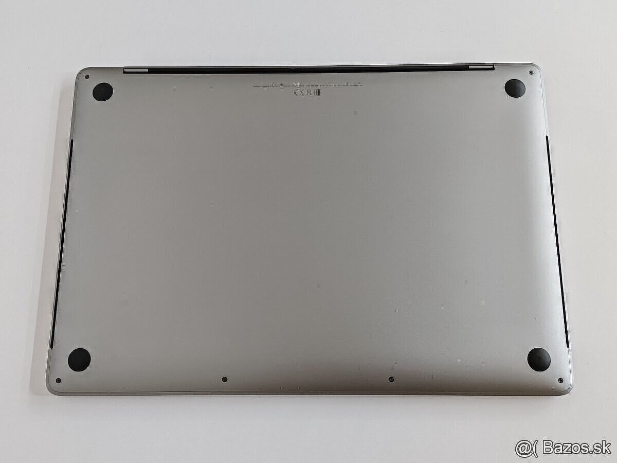 MacBook Pro 16" i7-2.6GHz/16GB/512GB Gray - 2
